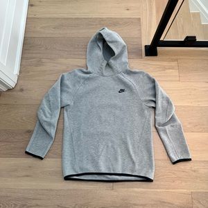 Nike sweater